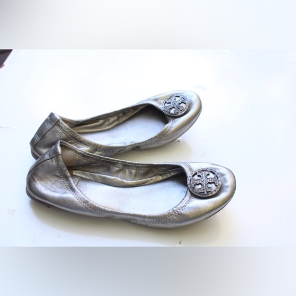 Tory Burch Minnie flats - Picture 1 of 11